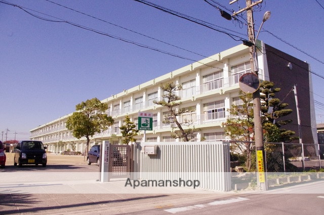 小学校　甚目寺南小学校（小学校）まで272m