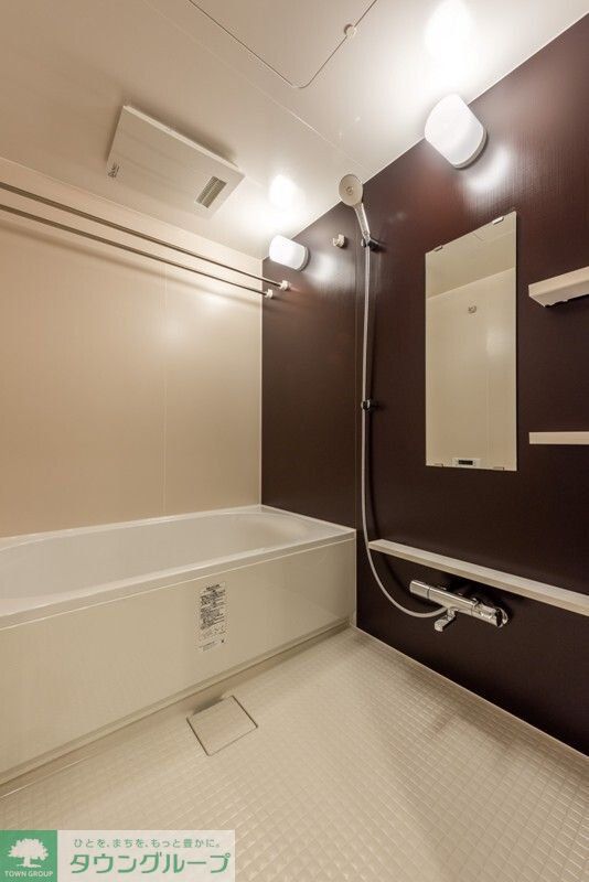 バス・シャワールーム　お問合せは(株)タウンハウジングレジデンス事業部までお問合…