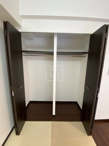 収納　プレジオ本町　クローゼット