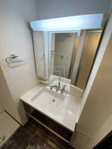 洗面設備　プレジオ本町　独立洗面台