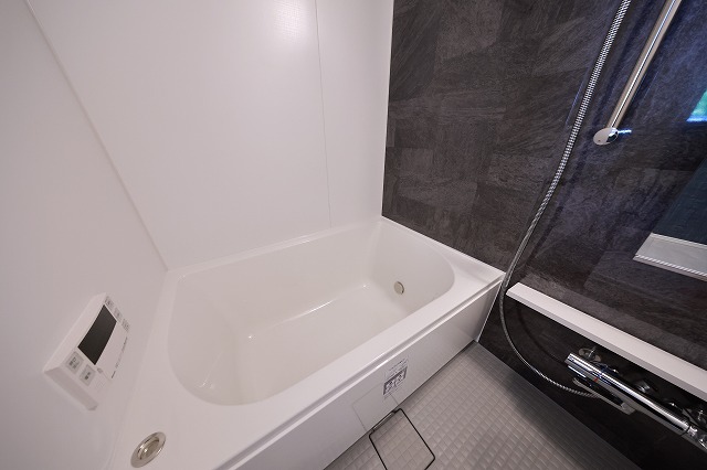 バス・シャワールーム　バス※別部屋参考写真