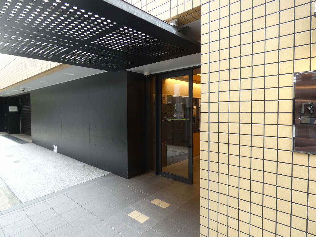 エントランス　エントランス