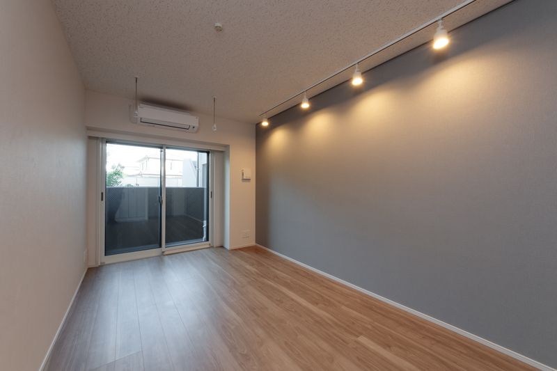 居室・リビング　☆明るいリビング☆