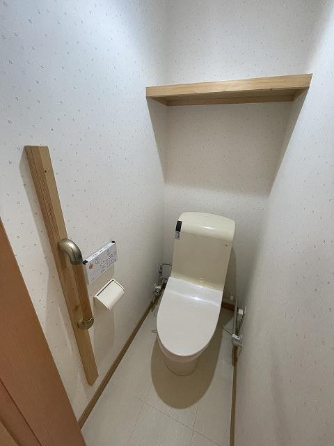 トイレ　トイレ