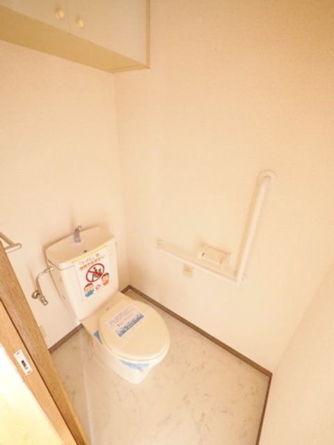 トイレ　同シリーズ