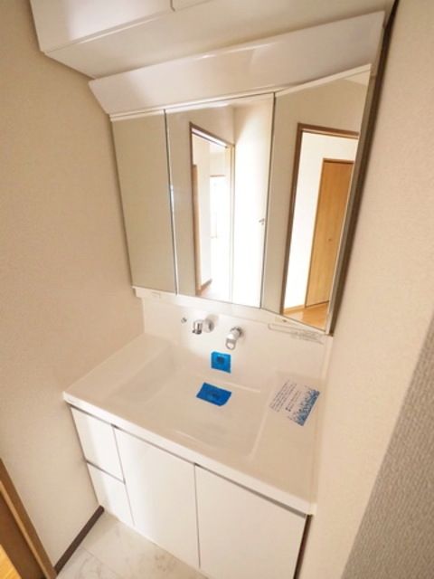 洗面設備　同シリーズ