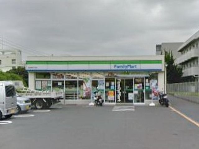 コンビニ　ファミリーマート荏田西四丁目店（コンビニ）まで393m