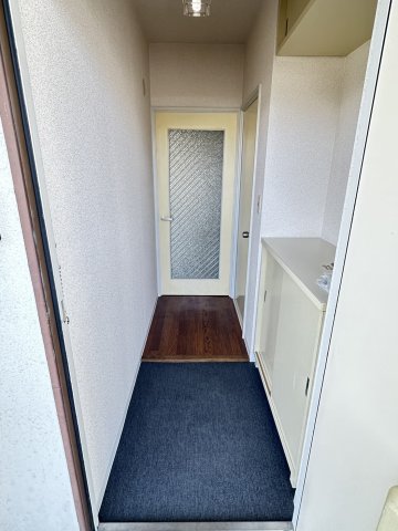 玄関　シューズボックスのある玄関です