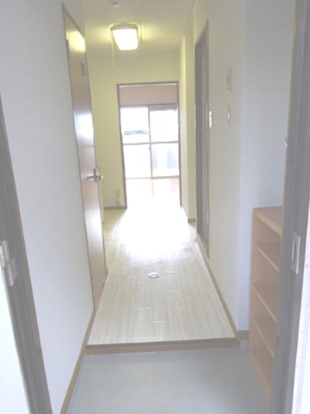 その他部屋・スペース　落ち着いた玄関です