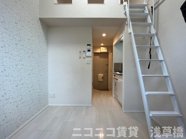 居室・リビング　202号室イメージの為、現状を優先致します。