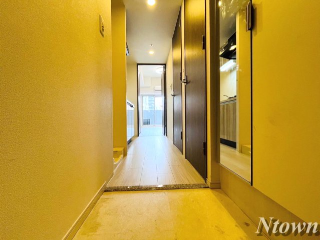 玄関　落ち着いた玄関です