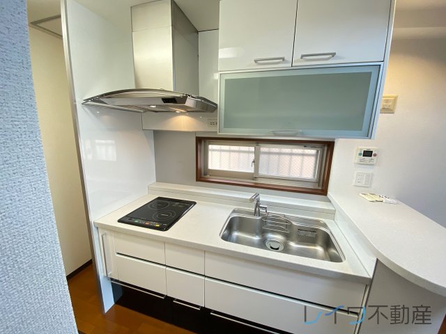 キッチン　キッチンでお料理をお楽しみください