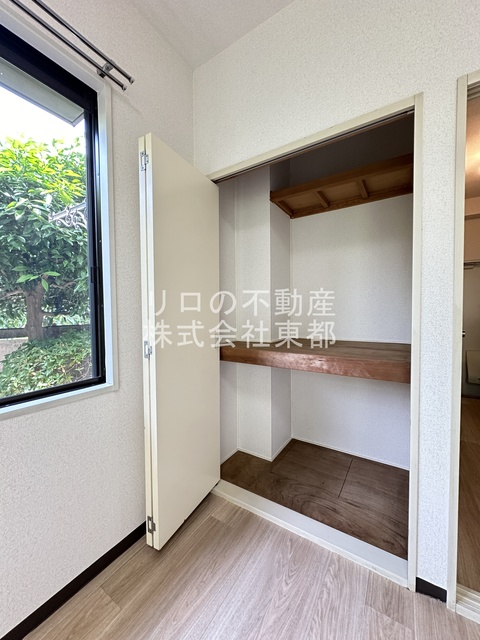小田急線 成城学園前駅 徒歩12分 2階建 築35年の内装写真
