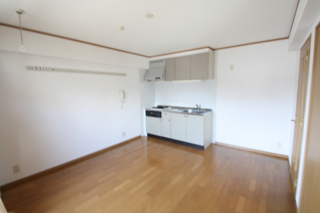 居室・リビング　※別部屋の参考写真です。現況優先です。