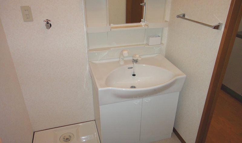 洗面設備　洗面化粧台・室内洗濯機置場