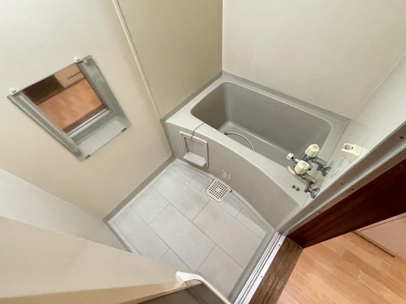 バス・シャワールーム　浴室