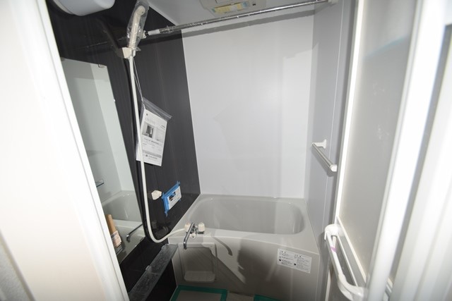 バス・シャワールーム　他部屋