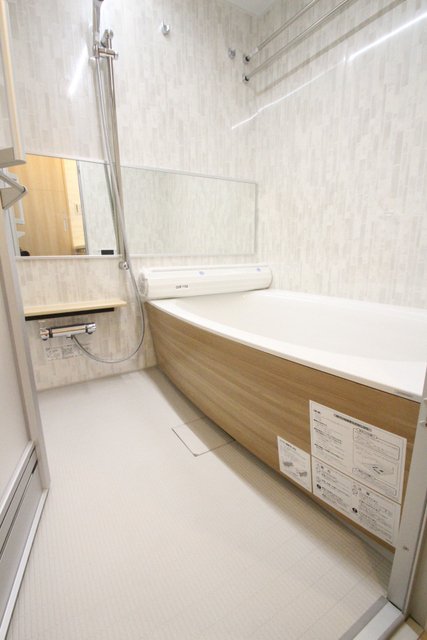 バス・シャワールーム　※別室の参考写真の為、現況優先です。