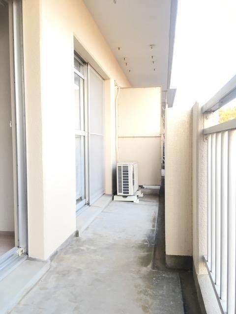 バルコニー　朝の準備に便利な洗面台