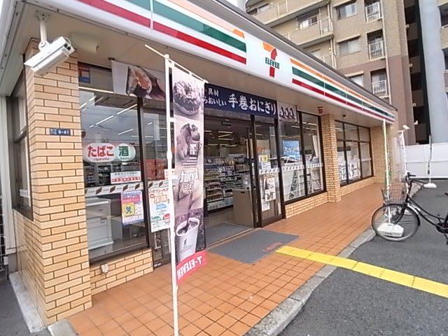 コンビニ　セブン－イレブン　宝塚南口２丁目店（コンビニ）まで181m