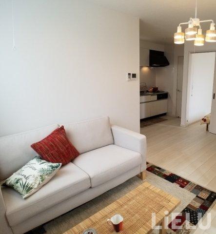 居室・リビング　同シリーズ物件のモデルルームになります※現況優先