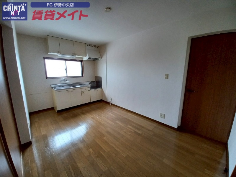 居室・リビング　同型別室のお写真です。