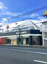 飲食店　マクドナルド 神戸大久保インター店（飲食店）まで596m