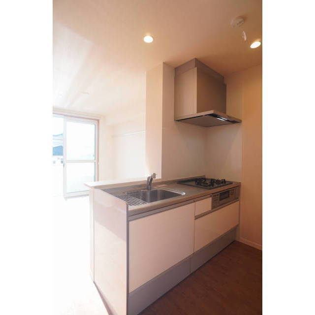 キッチン　３口ガスコンロ付システムキッチン♪