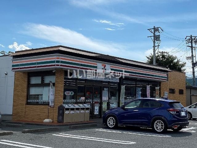 コンビニ　セブンイレブン 上田千曲高校前店（コンビニ）まで827m