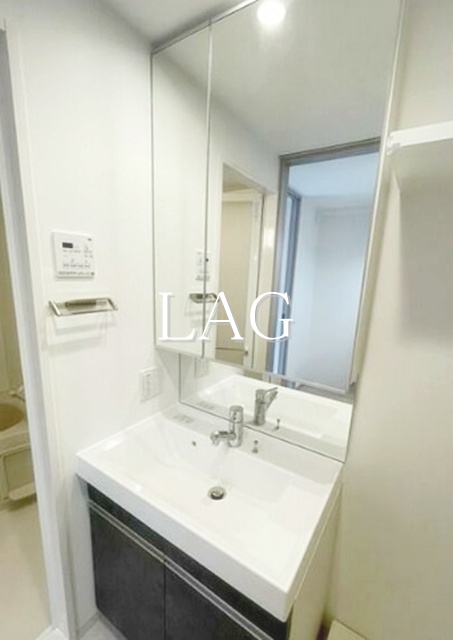 洗面設備　洗面台です。