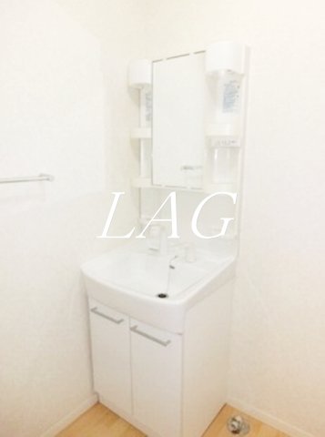 洗面設備　洗面台です。