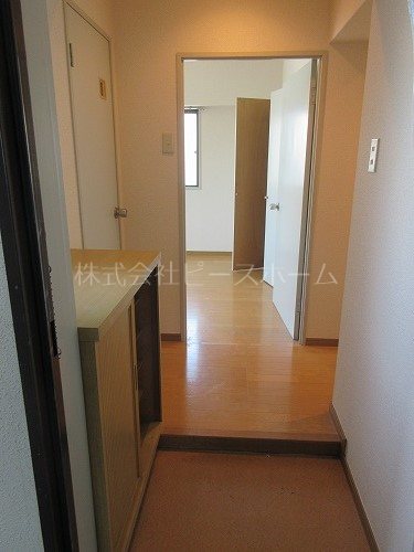 玄関　※別号室参考写真