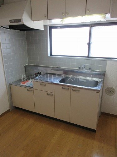 キッチン　※別号室参考写真