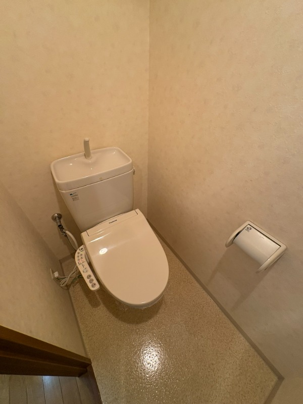 トイレ　トイレ