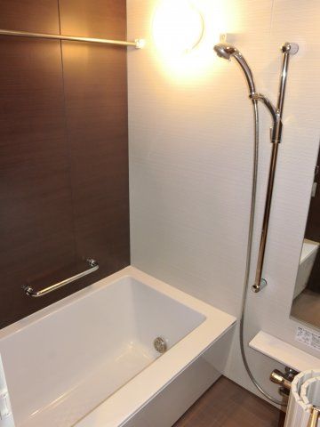 バス・シャワールーム　（別タイプ参考写真）デュオステージ大塚　豊島区巣鴨4