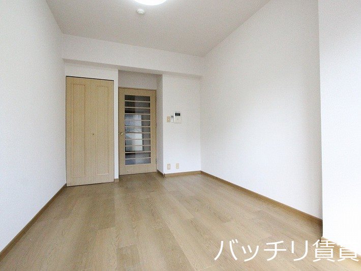 居室・リビング　画像は別号室タイプの為、現状を優先致します。