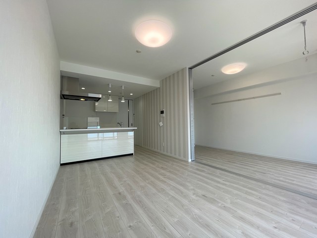 居室・リビング　同間取り、別号室写真です。