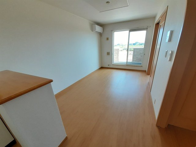 居室・リビング　居間です