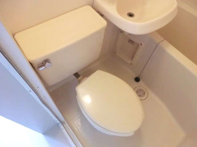 トイレ　★トイレ画像・３点ユニットバスタイプ★
