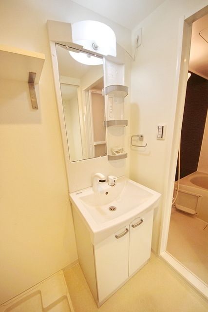 洗面設備　同仕様