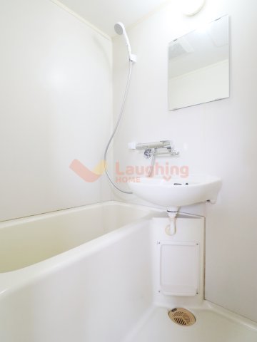 バス・シャワールーム　日々の疲れを癒すお風呂付です※別号室の写真になります