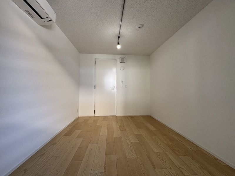 居室・リビング　※他号室参照写真※