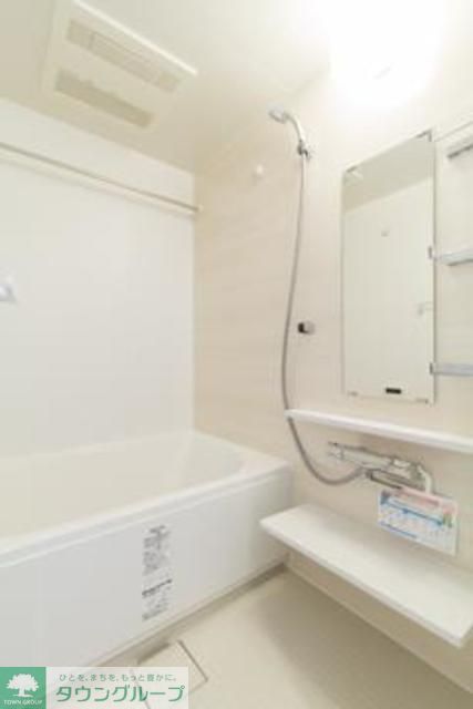 バス・シャワールーム　※写真は同タイプ住戸です。