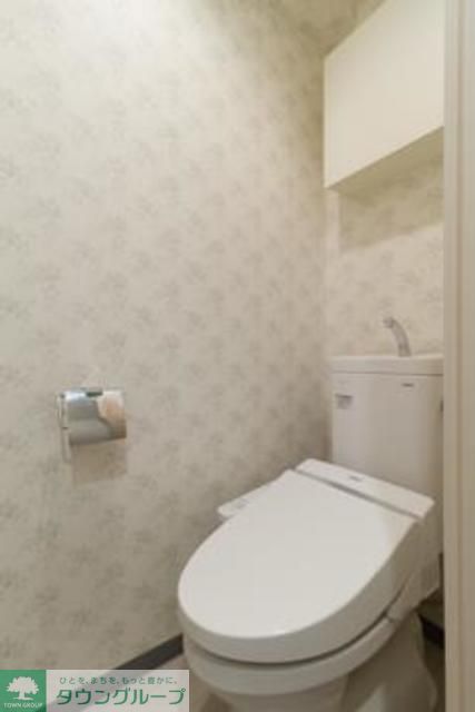 トイレ　※写真は同タイプ住戸です。