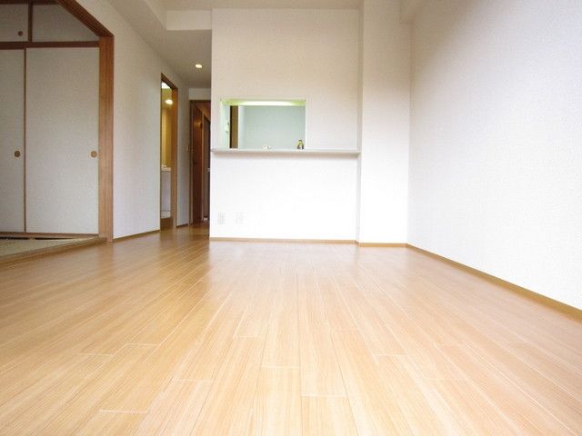 居室・リビング　日当たり良好のリビングです。