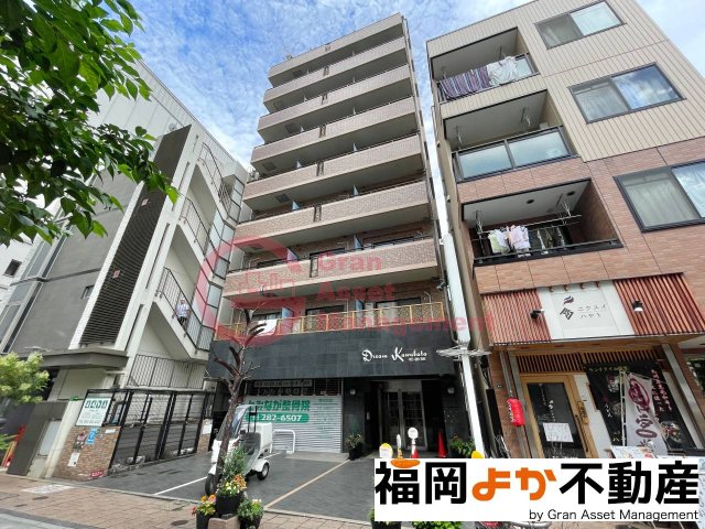 建物外観　落ち着いた雰囲気の外観です