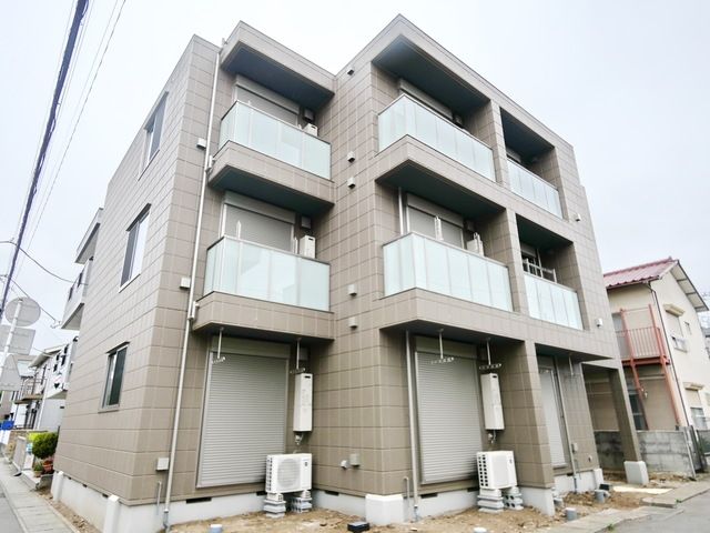 建物外観　★お部屋探しはタウンハウジング稲田堤店まで★