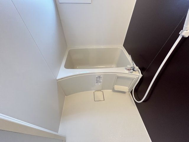 バス・シャワールーム　同物件別部屋イメージ写真