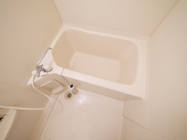 バス・シャワールーム　日々の暮らしに欠かせないお風呂です