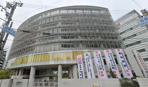 中学校　金蘭会中学校（中学校）まで616m